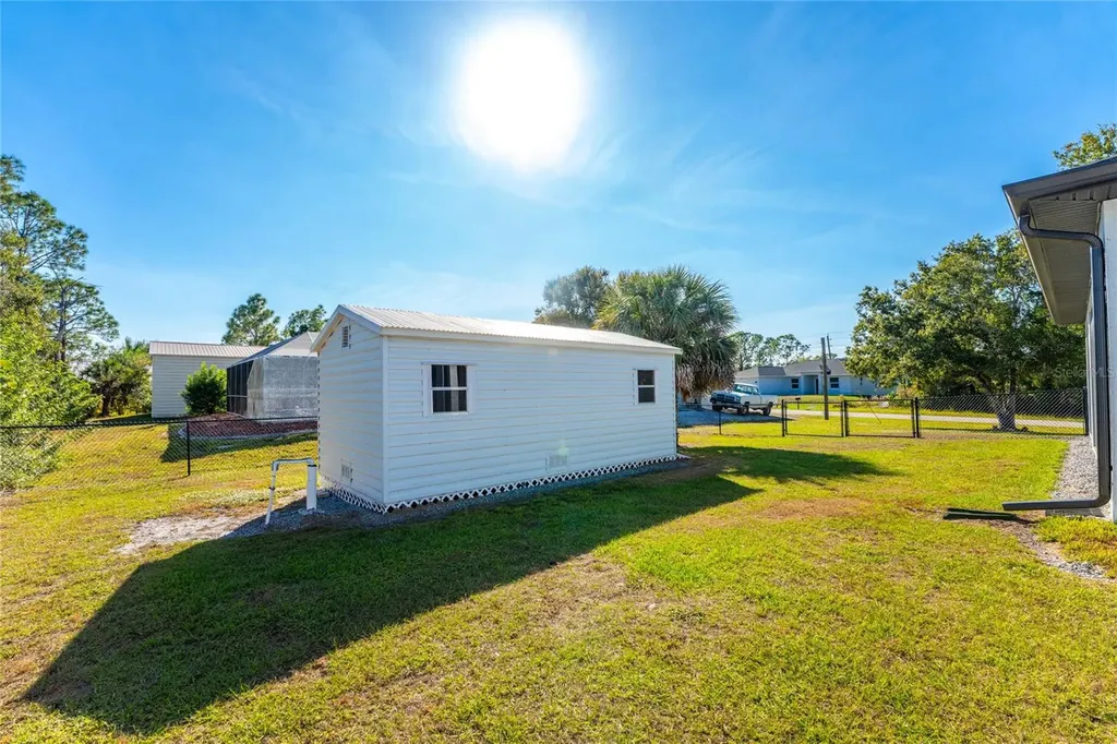 23387 Cedarton Avenue Punta Gorda FL 33980