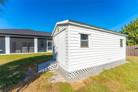 23387 Cedarton Avenue Punta Gorda FL 33980