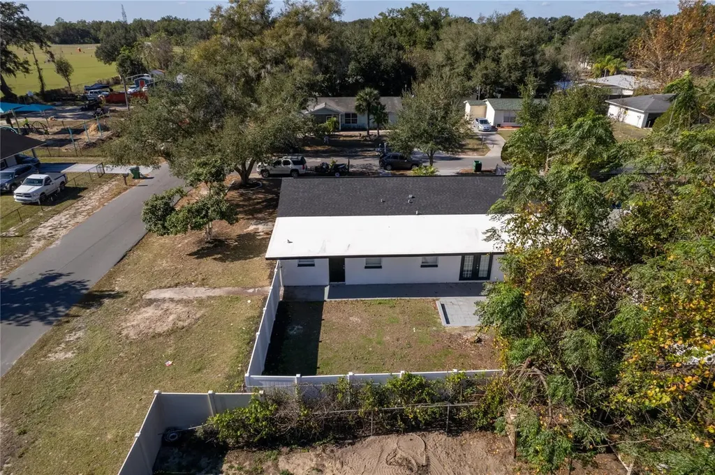 5248 King Street Zephyrhills FL 33542