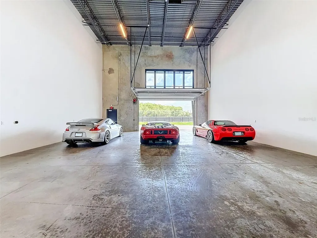 6500 Motor Enclave Way Tampa FL 33610