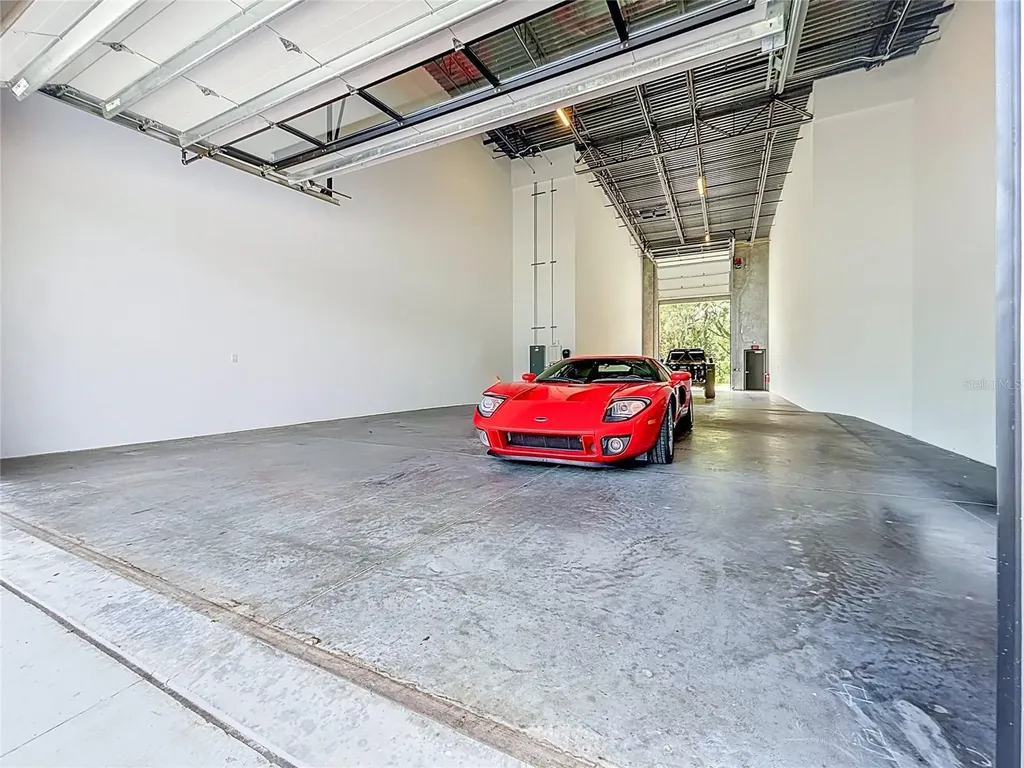 6500 Motor Enclave Way Tampa FL 33610