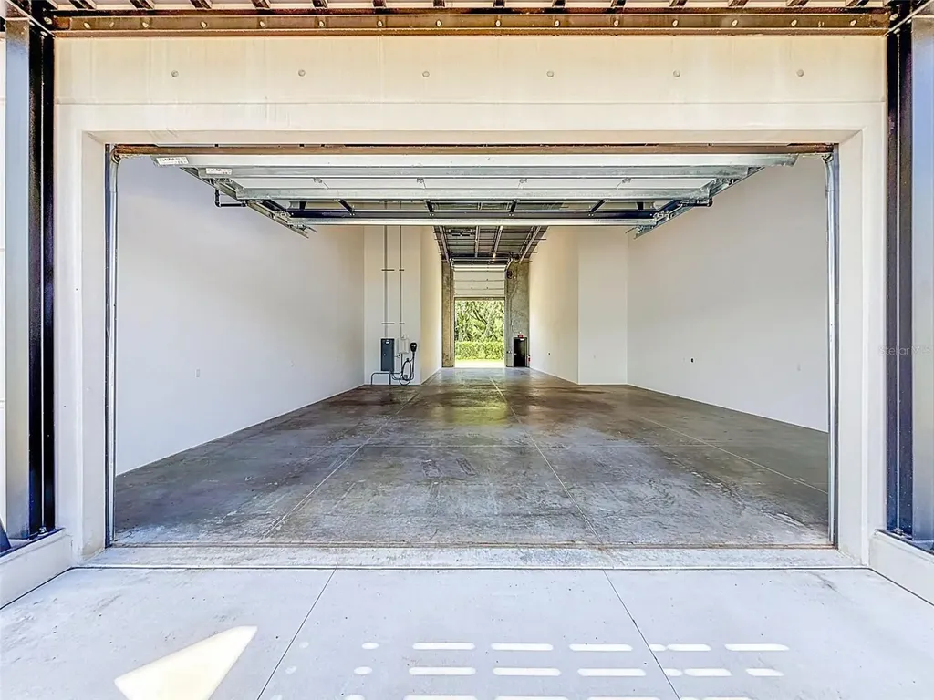 6500 Motor Enclave Way Tampa FL 33610