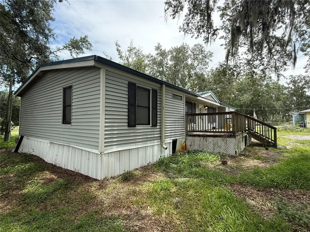 13140 Thonotosassa Road Dover FL 33527