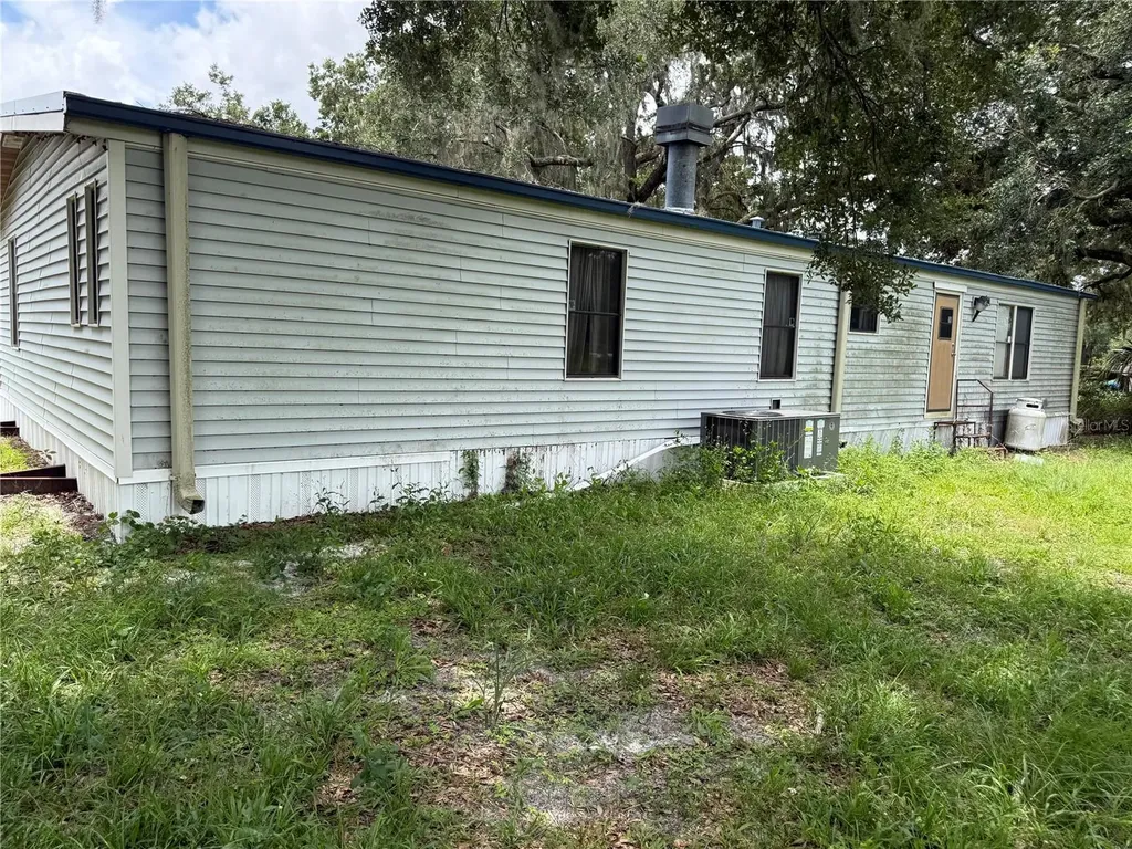 13140 Thonotosassa Road Dover FL 33527