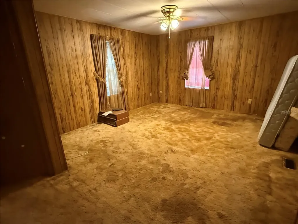 13140 Thonotosassa Road Dover FL 33527