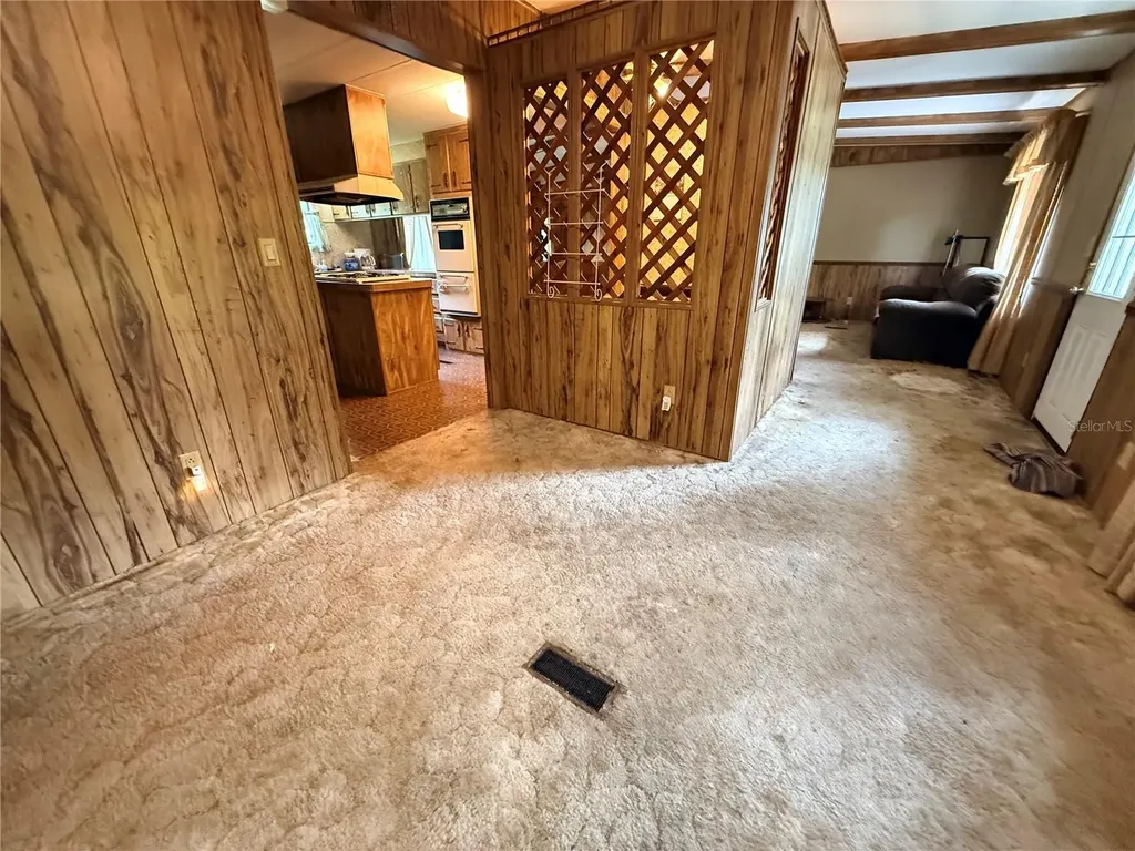 13140 Thonotosassa Road Dover FL 33527
