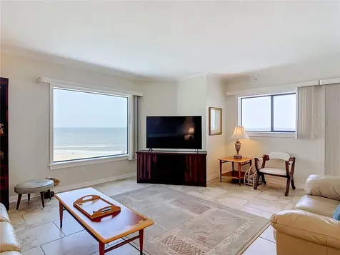 5207 S Atlantic Avenue New Smyrna Beach FL 32169