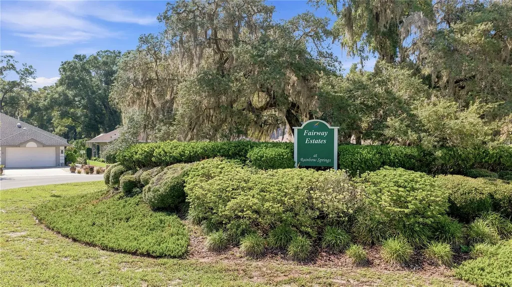 8939 SW 194th Court Dunnellon FL 34432