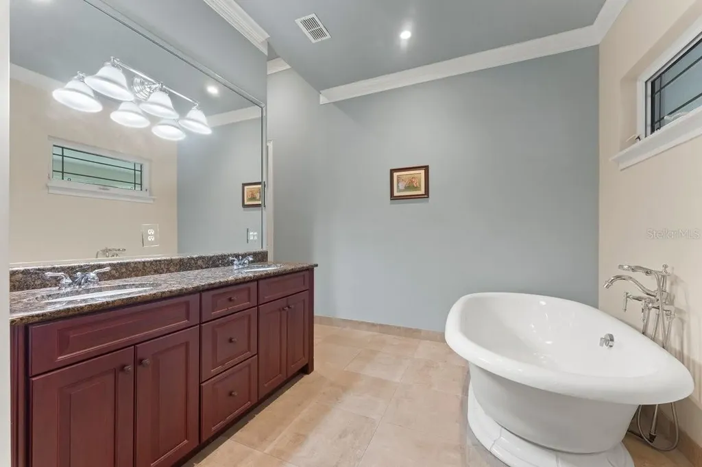 2659 Pioneer Trail New Smyrna Beach FL 32168