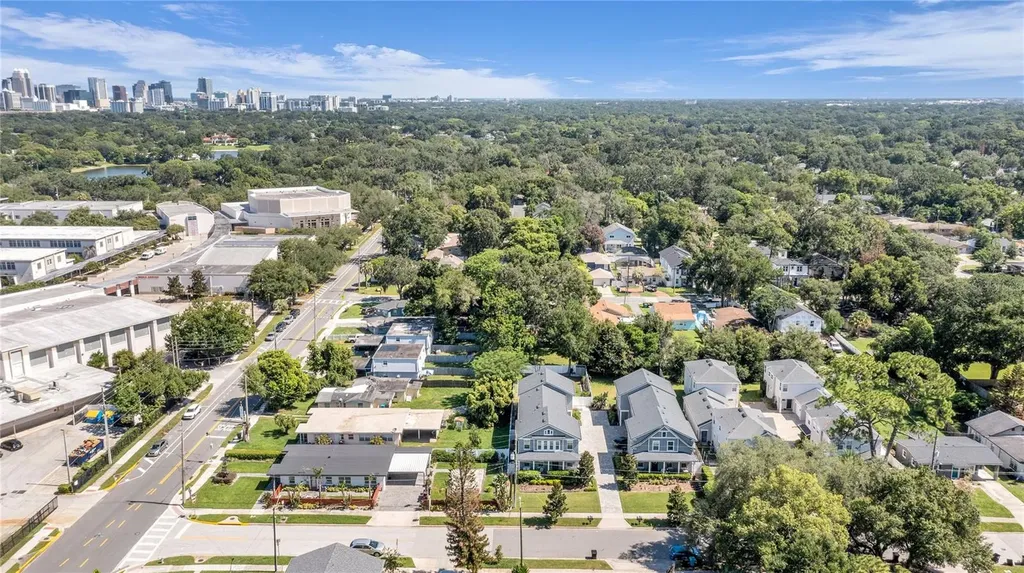 1211 E Muriel Street Orlando FL 32806