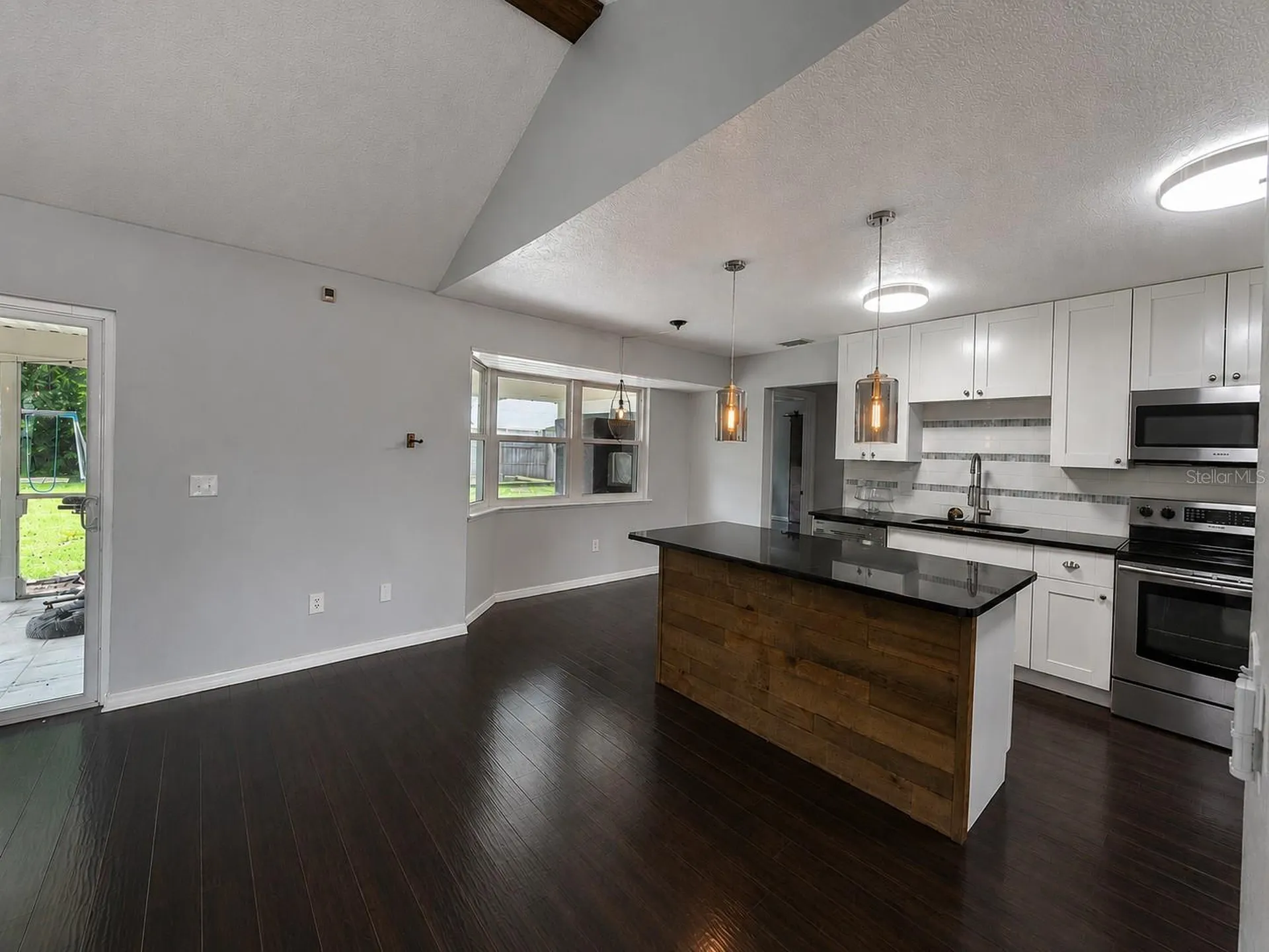 1432 Landover Avenue Deltona FL 32725