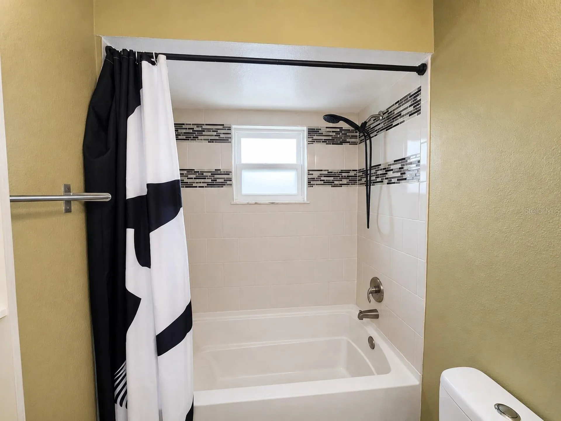 1432 Landover Avenue Deltona FL 32725