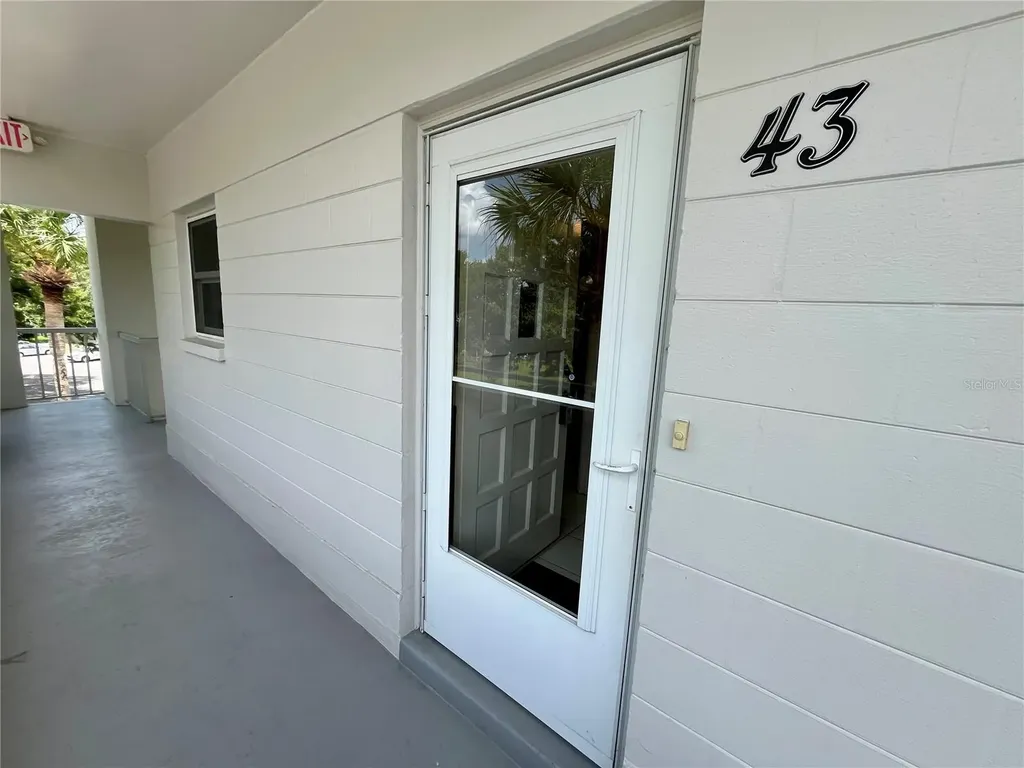 2471 Sumatran Way Clearwater FL 33763
