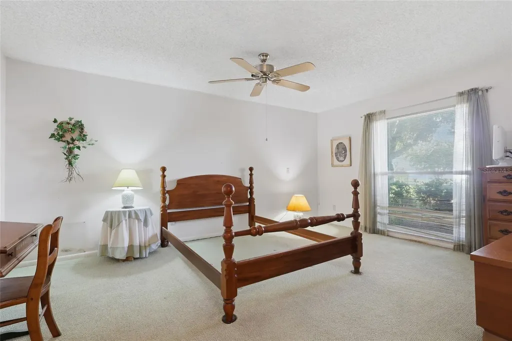 6811 Twelve Oaks Boulevard Tampa FL 33624