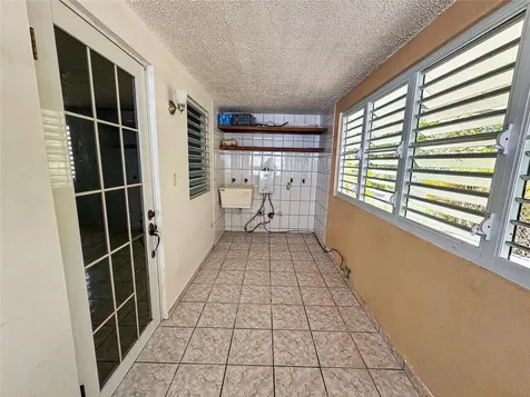 Bayamon PR 00956