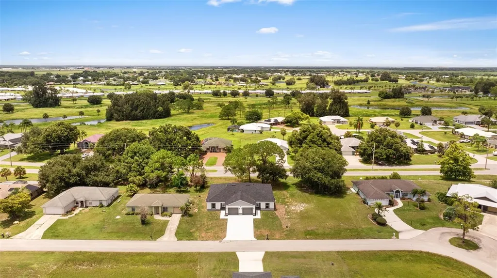 110 Friendly Circle Sebring FL 33876
