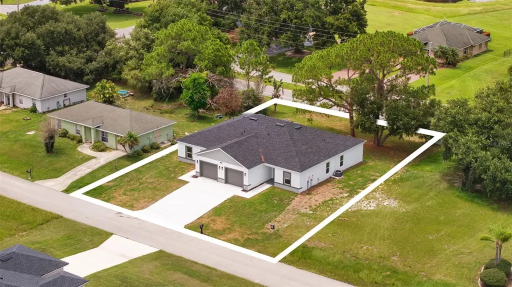 110 Friendly Circle Sebring FL 33876