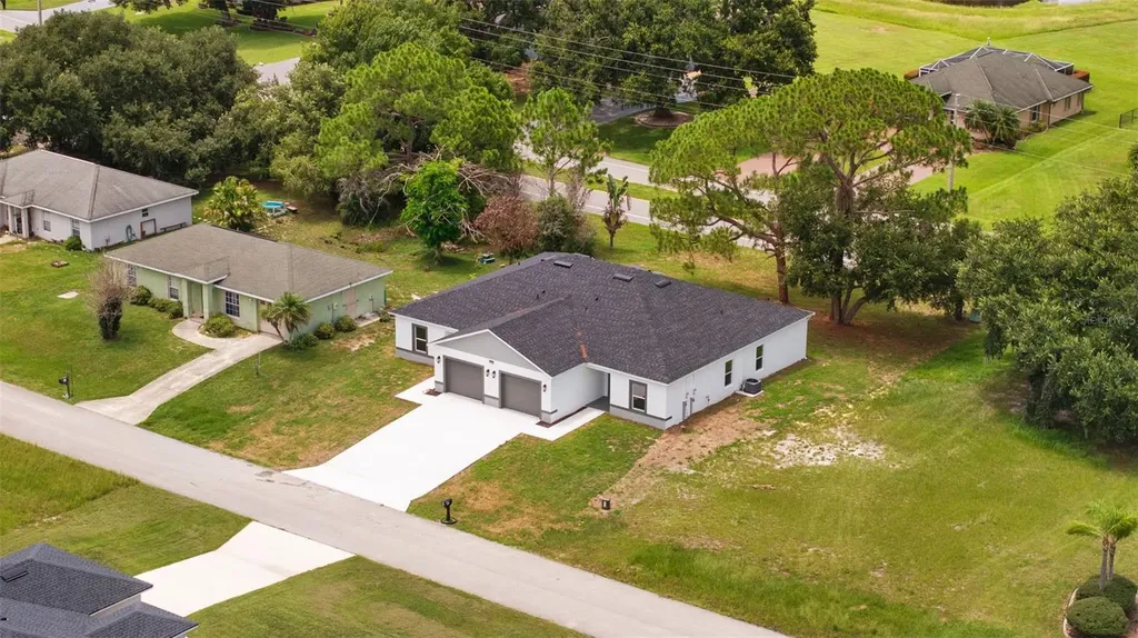 110 Friendly Circle Sebring FL 33876