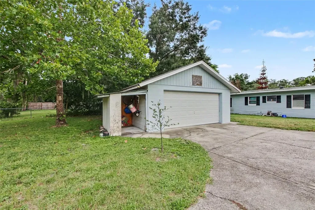 231 1st Street Chuluota FL 32766