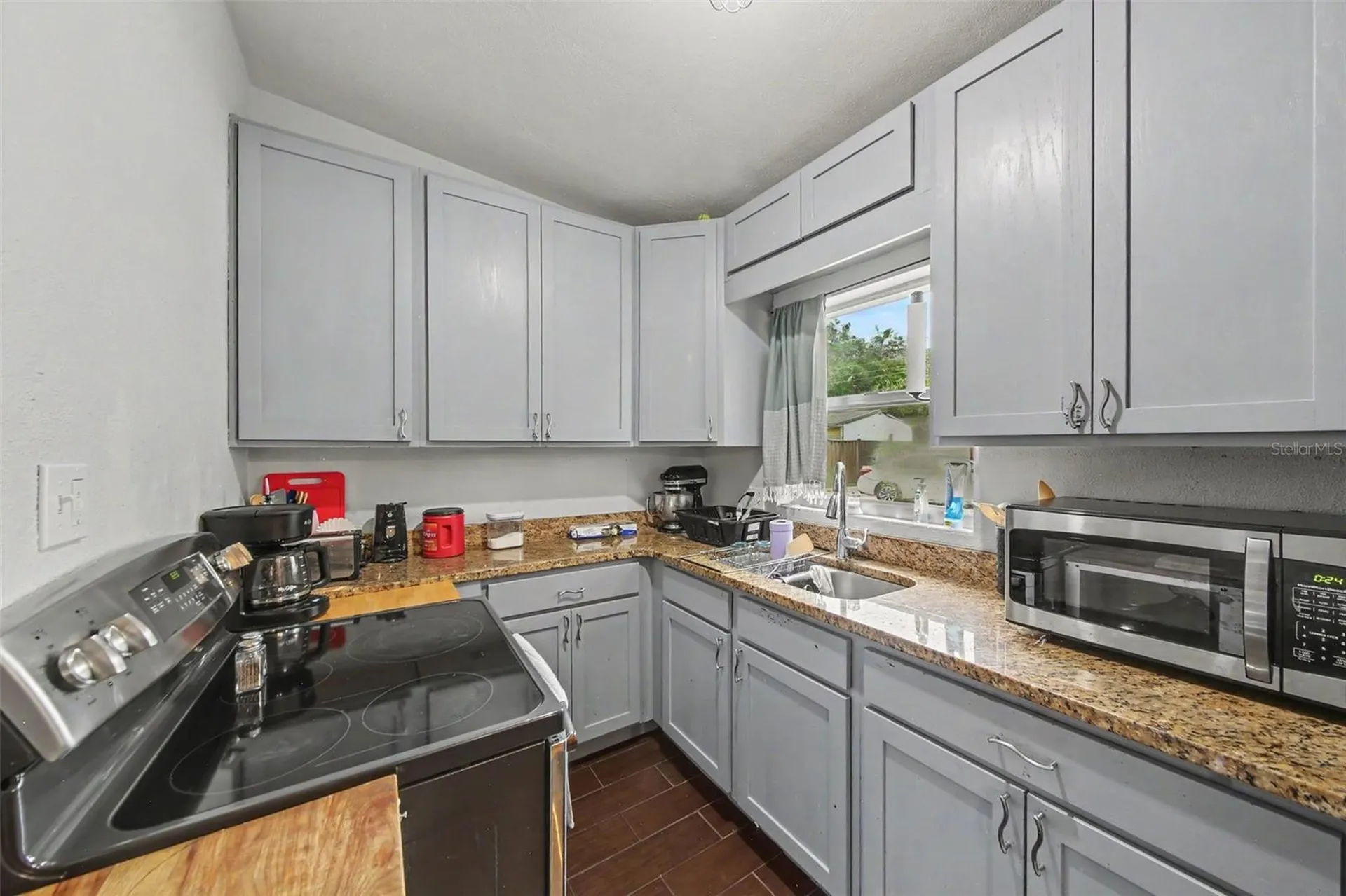 231 1st Street Chuluota FL 32766