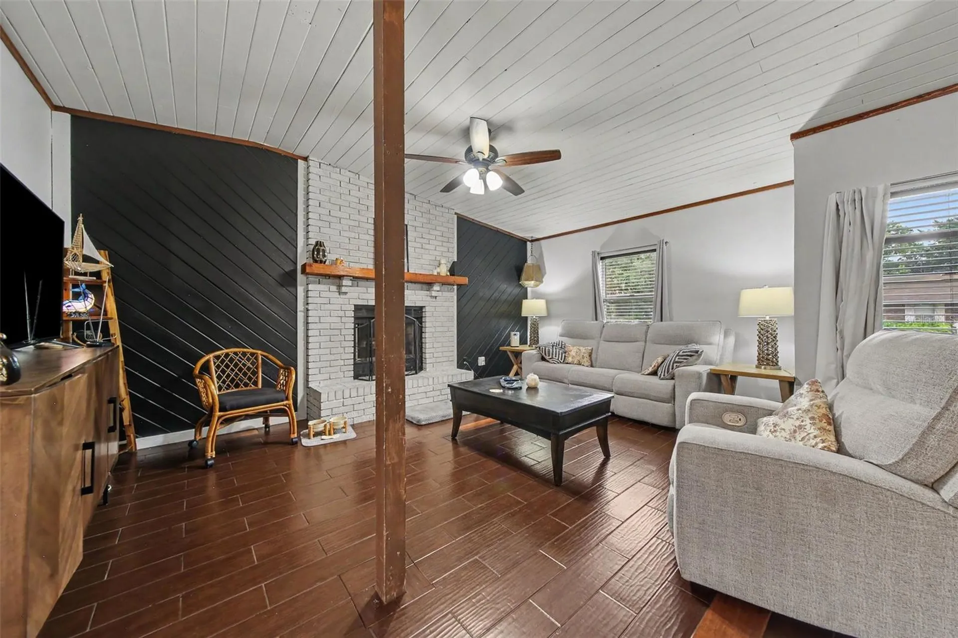 231 1st Street Chuluota FL 32766