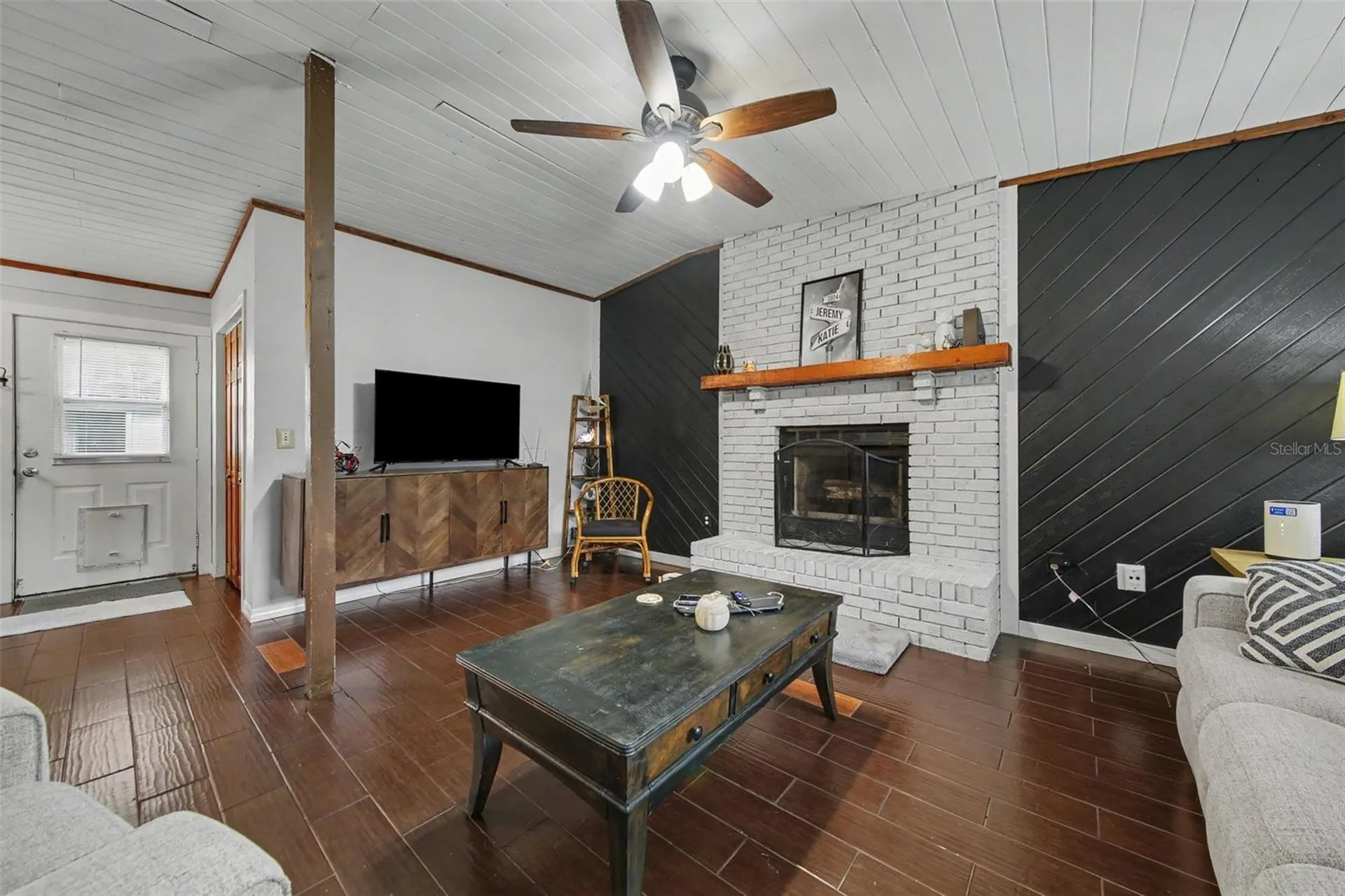 231 1st Street Chuluota FL 32766