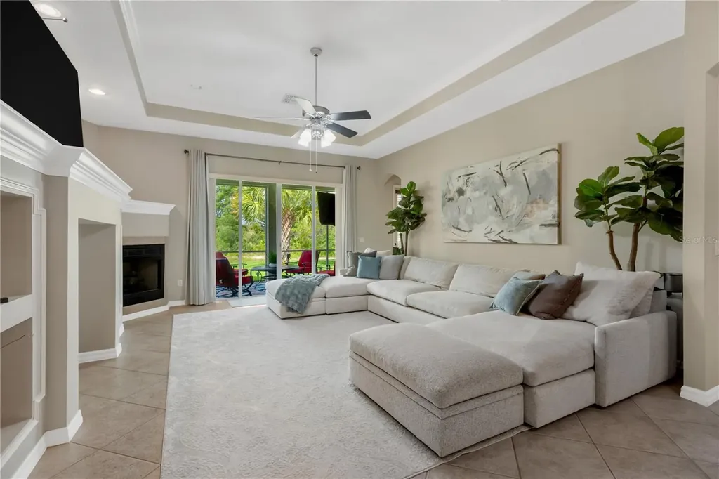 19908 Bluff Oak Boulevard Tampa FL 33647
