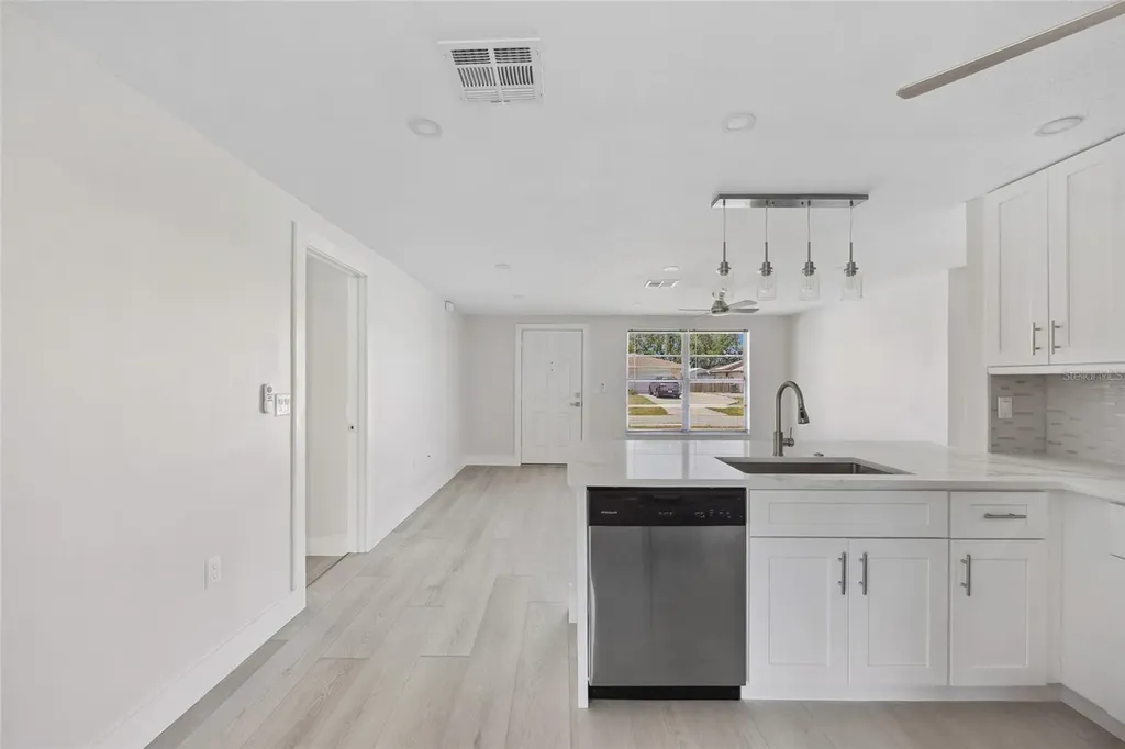 10517 Greenway Avenue Englewood FL 34224