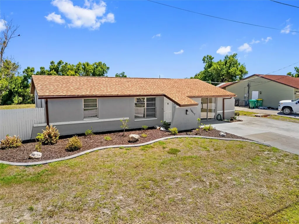 10517 Greenway Avenue Englewood FL 34224