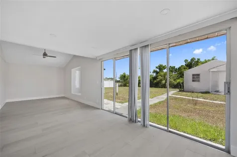 10517 Greenway Avenue Englewood FL 34224