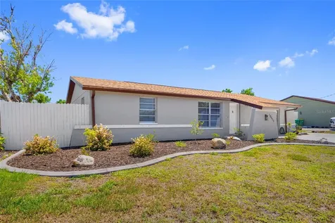 10517 Greenway Avenue Englewood FL 34224