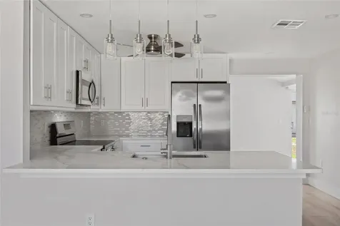10517 Greenway Avenue Englewood FL 34224