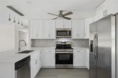 10517 Greenway Avenue Englewood FL 34224