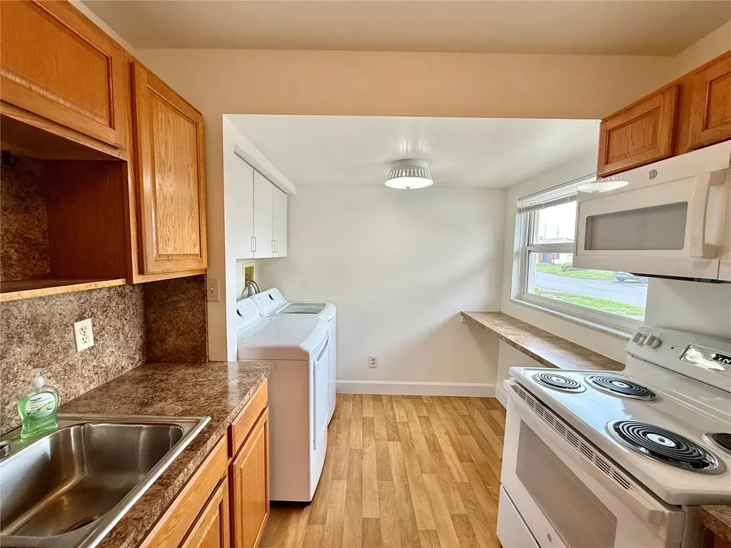 24862 Us Highway 19 N Clearwater FL 33763