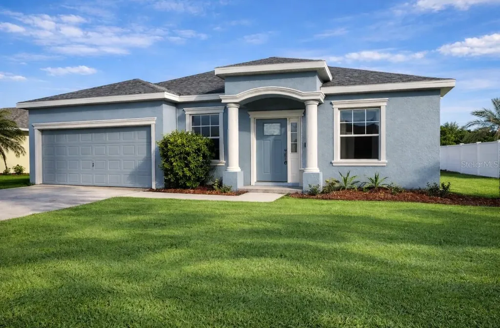 1192 Normandy Winter Haven FL 33880