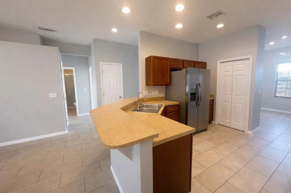 1192 Normandy Winter Haven FL 33880