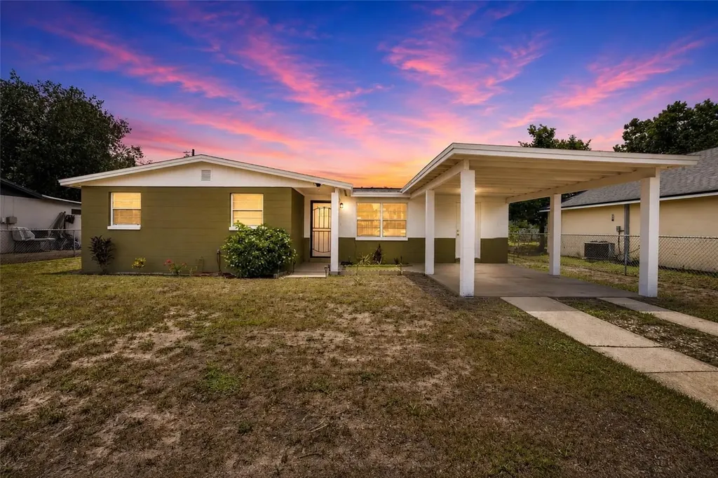 4706 S 87th Street Tampa FL 33619