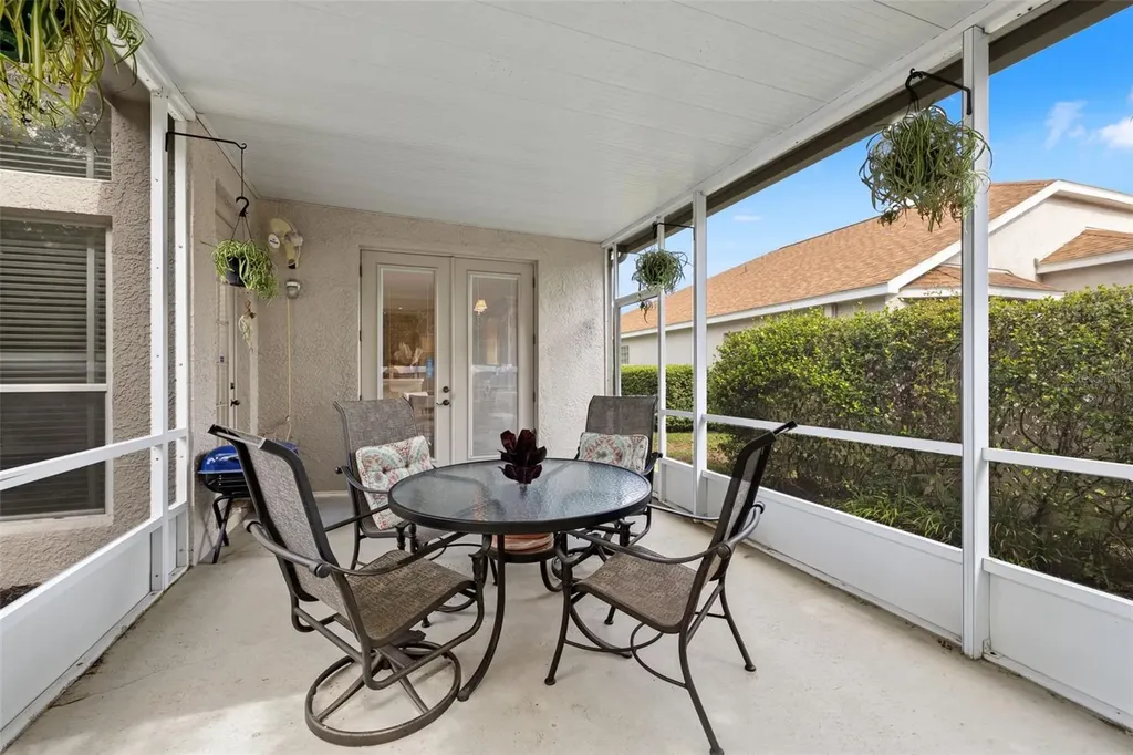 19425 Melody Fair Place Lutz FL 33558