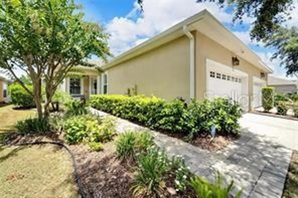 210 Latitude Place Apollo Beach FL 33572