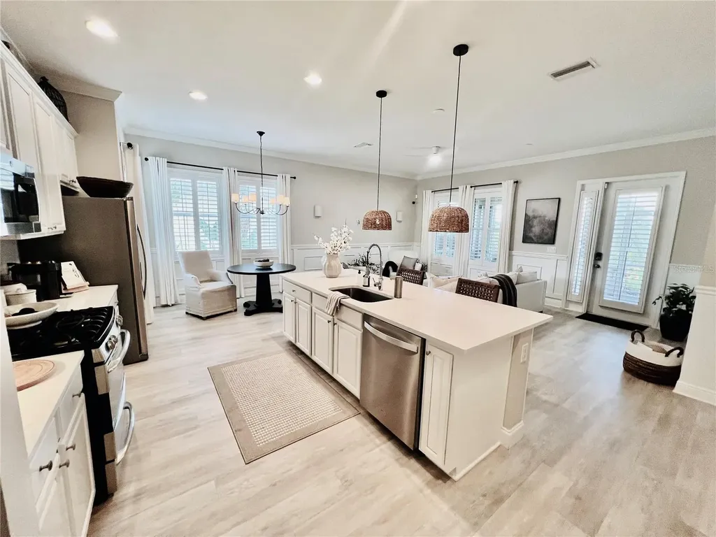 210 Latitude Place Apollo Beach FL 33572