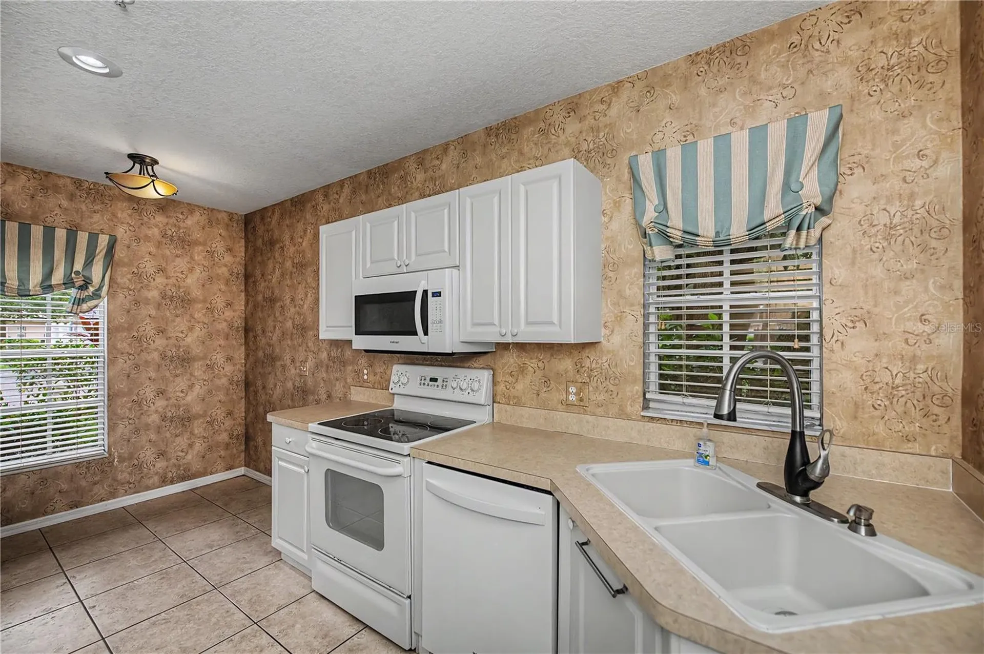 19355 Water Oak Drive Port Charlotte FL 33948