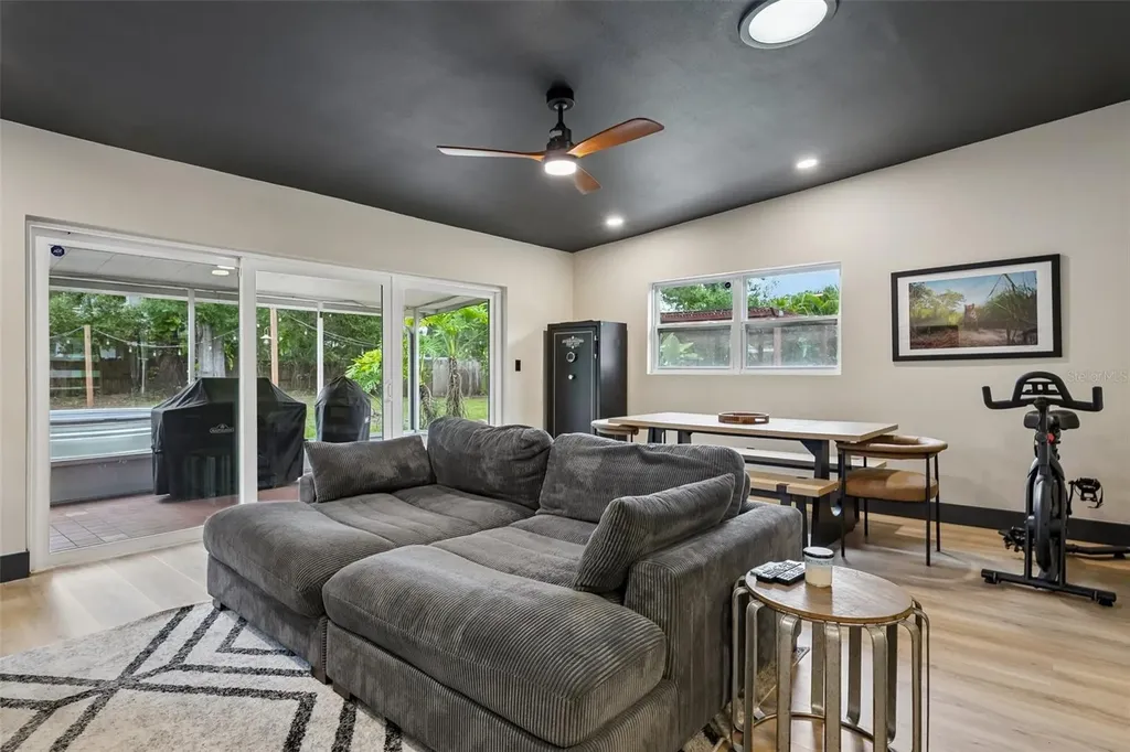 4901 Taylor Street N St Petersburg FL 33714