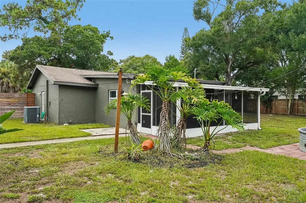 4901 Taylor Street N St Petersburg FL 33714