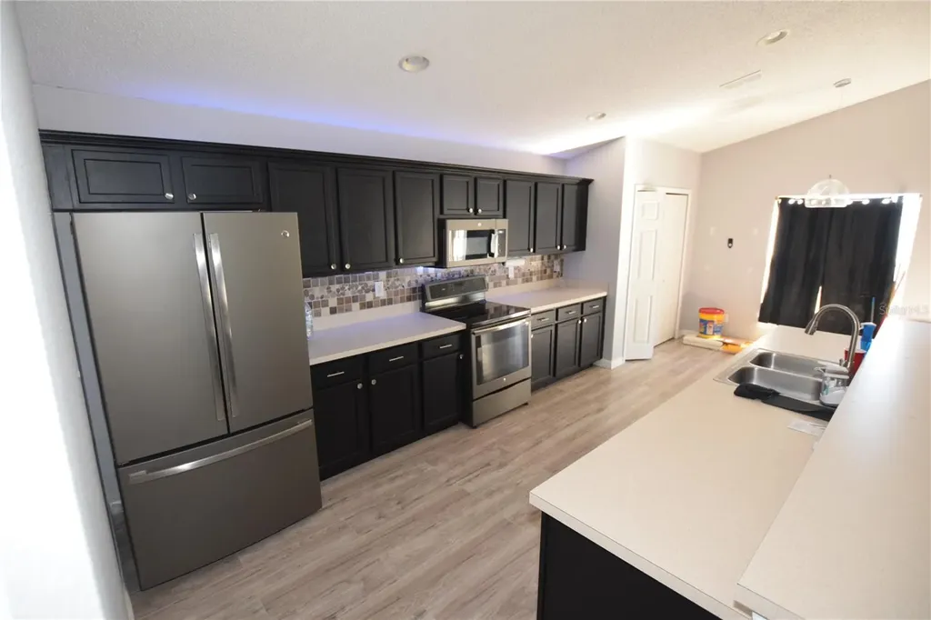 500 Lake Charles Drive Davenport FL 33837