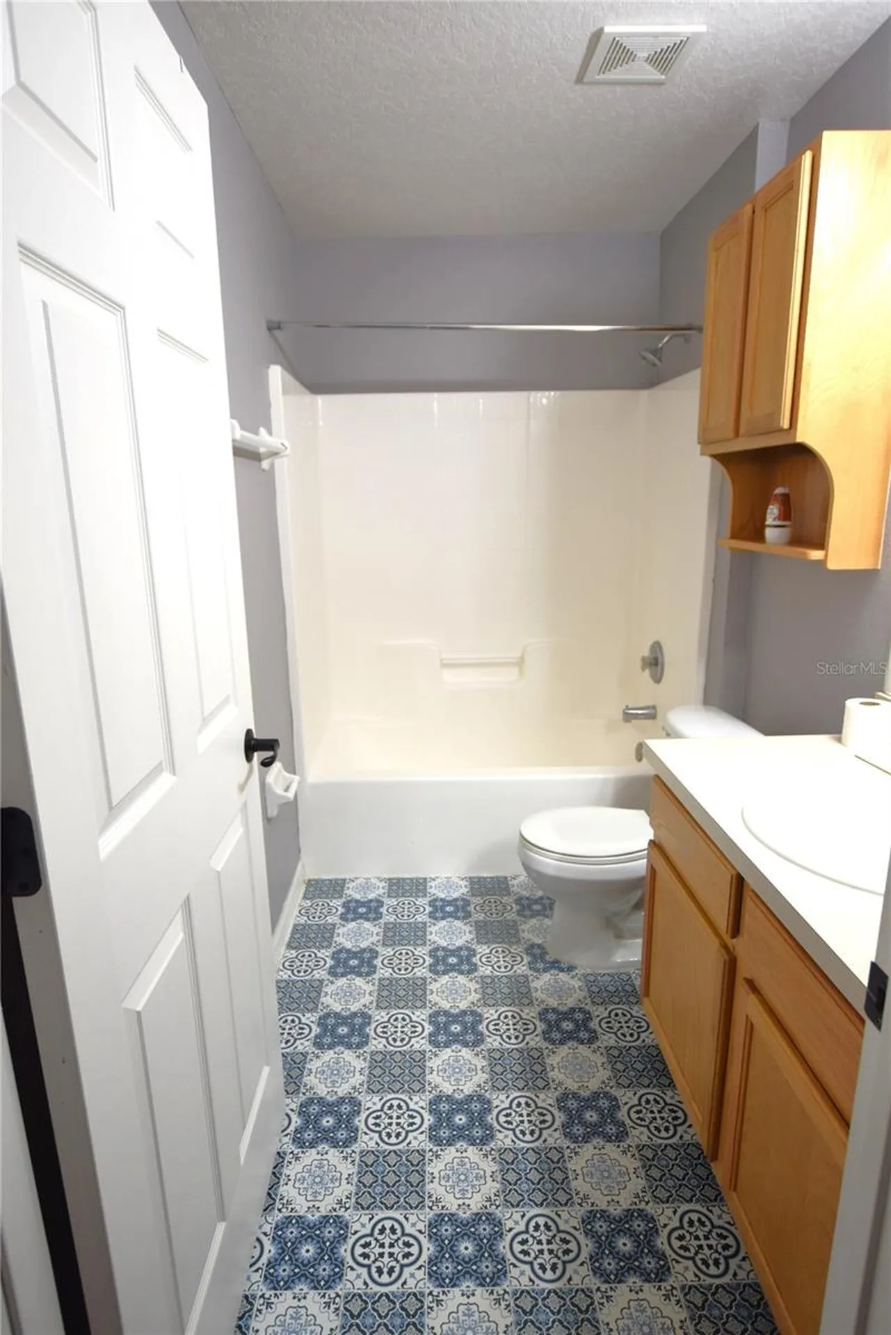 500 Lake Charles Drive Davenport FL 33837