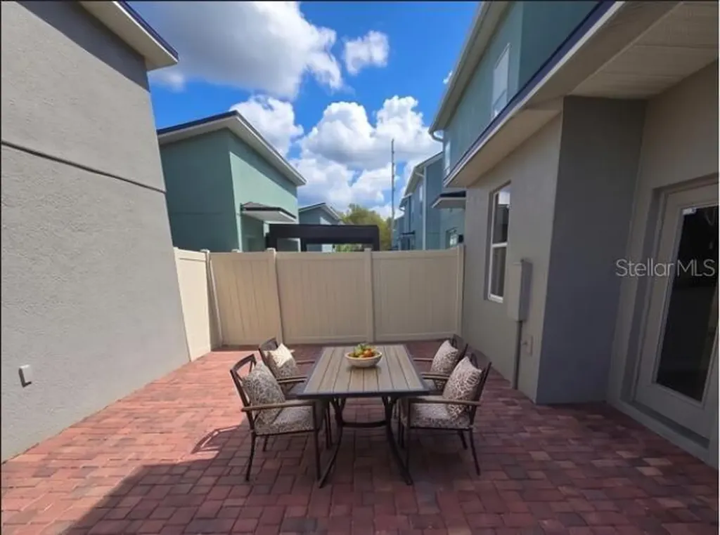 10158 Ridgebloom Avenue Orlando FL 32829