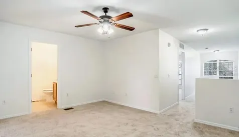 9836 Ashburn Lake Drive Tampa FL 33610