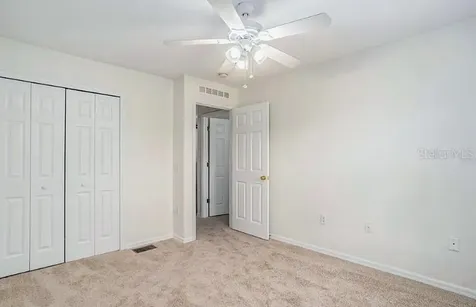9836 Ashburn Lake Drive Tampa FL 33610