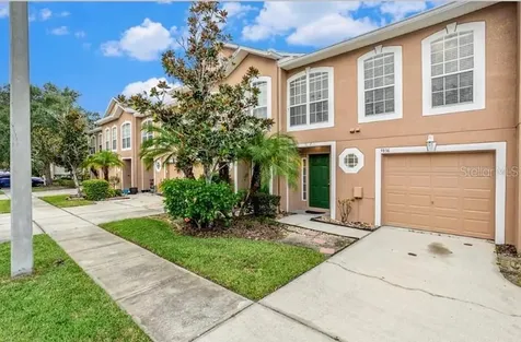 9836 Ashburn Lake Drive Tampa FL 33610