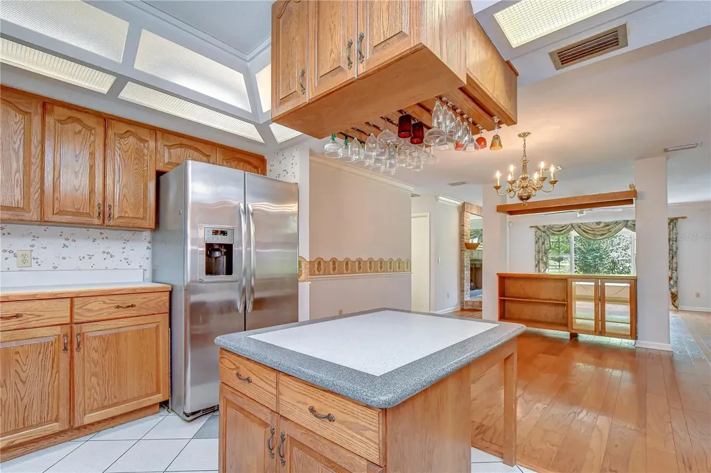 914 S Miller Road Valrico FL 33594
